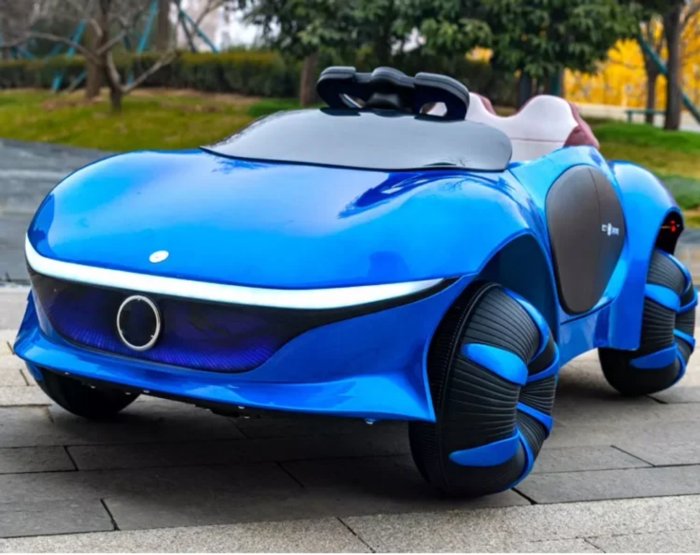 AUTO DEPORTIVO PARA NIÑOS C/BLUETOOTH Y CONTROL