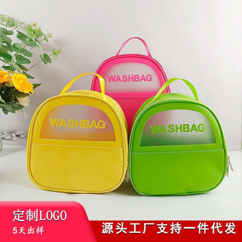 NECESER WASHBAG